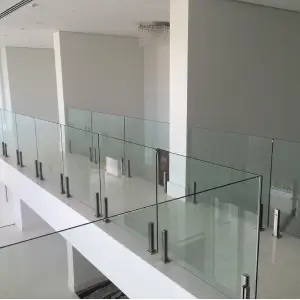 guarda corpo de vidro temperado